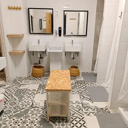 Hostal Nómada - Surf&pilgrim House San Vicente De La Barquera