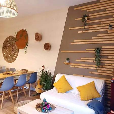 Hostal Nómada - Surf&pilgrim House
