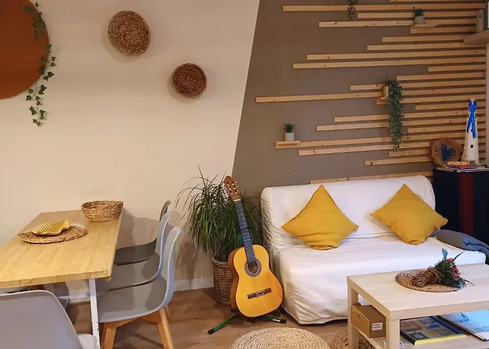 Nomada - Surf & Pilgrim House Хостел Сан-Висенте-де-ла-Баркера