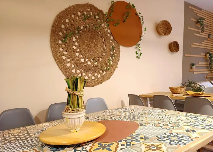 Хостел Nomada - Surf & Pilgrim House Сан-Висенте-де-ла-Баркера