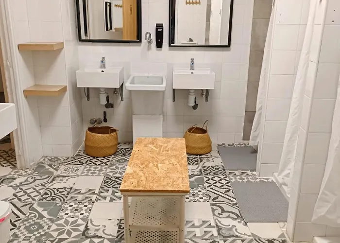 Vandrerhjem Nomada - Surf & Pilgrim House San Vicente De La Barquera