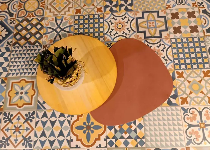 Nomada - Surf & Pilgrim House Vandrerhjem