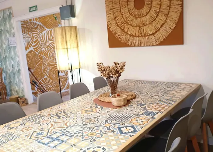 Vandrerhjem Nomada - Surf & Pilgrim House San Vicente De La Barquera